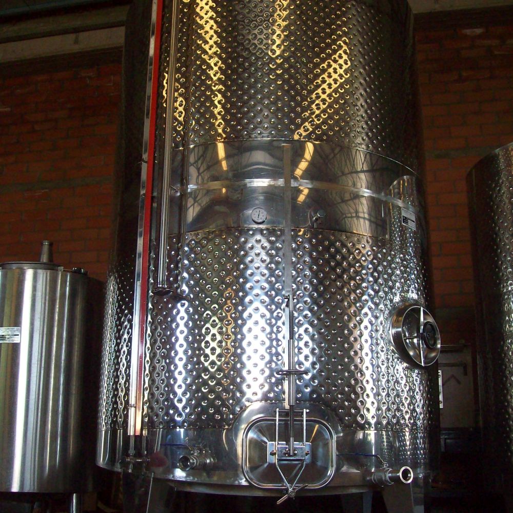 ΔΕΞΑΜΕΝΕΣ ΚΡΑΣΙΟΥ